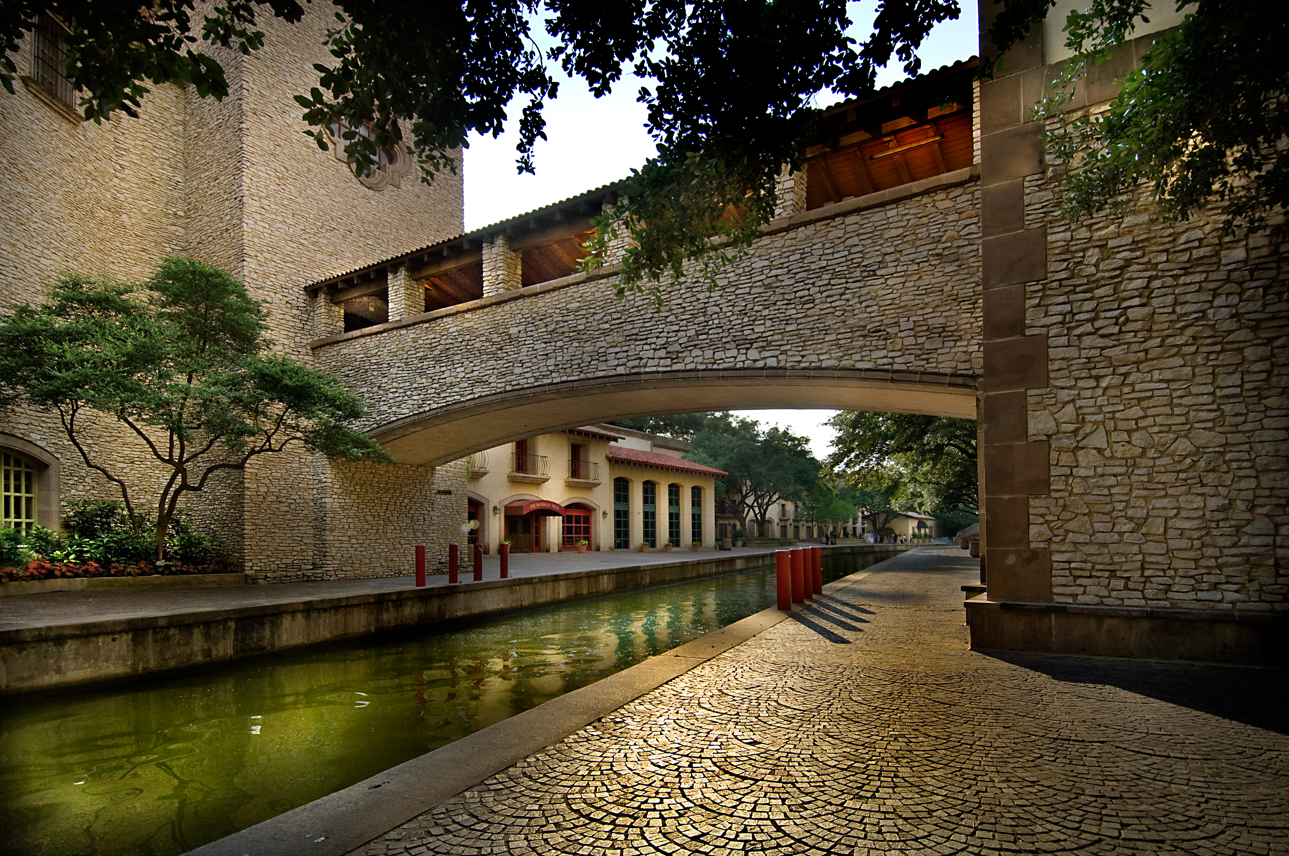 Tennis court services in Irving, TX